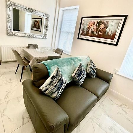 Ballycastle Town Centre Studio Apartment Exteriör bild